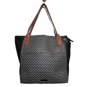 Fossil tote bag vegan strap has been repaired good condition